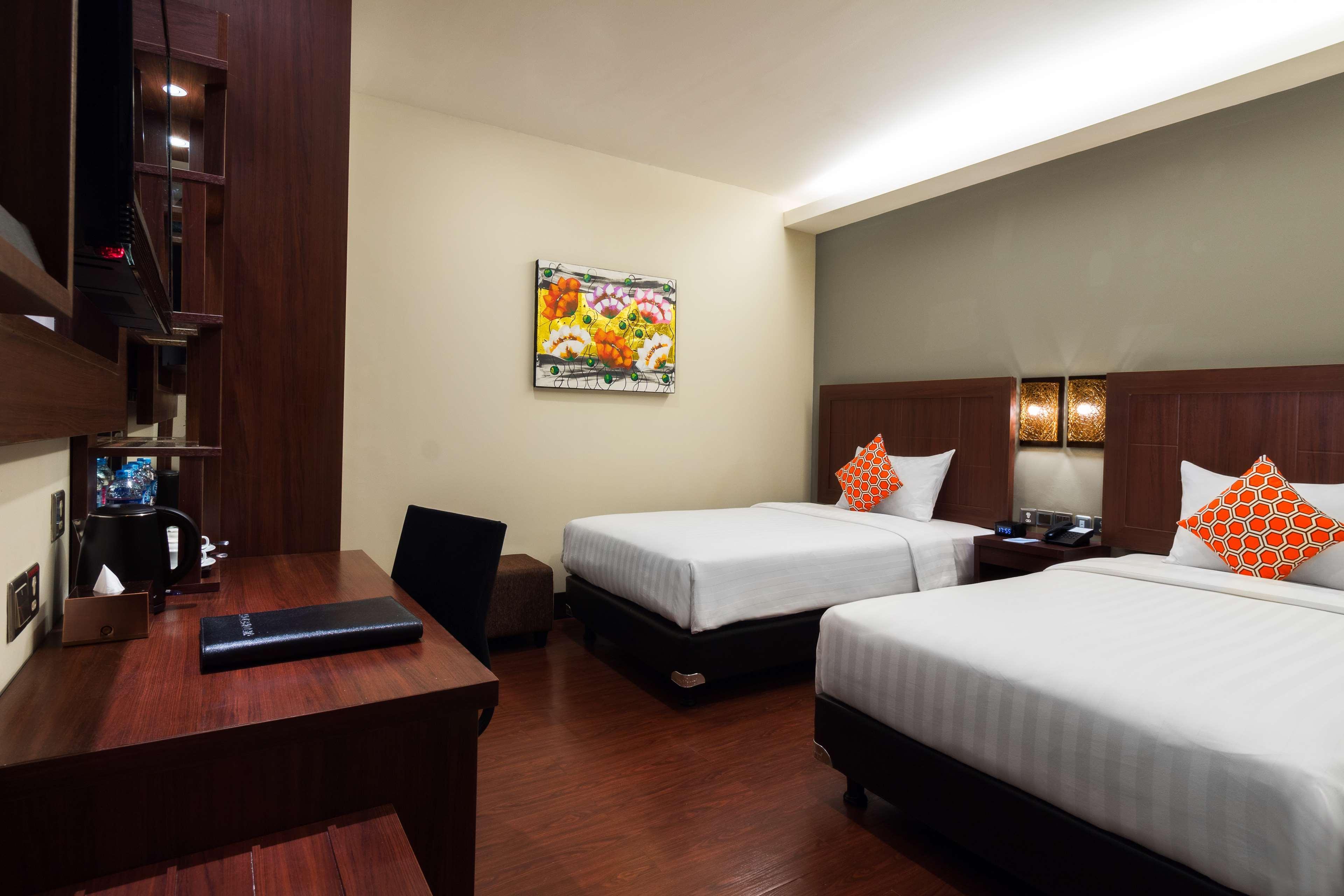 Best Western Plus Taft Inn Ngoại thất bức ảnh